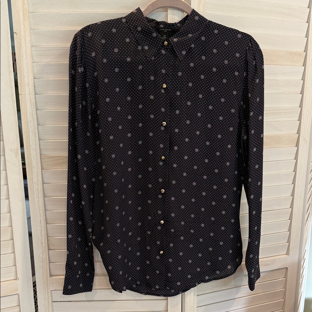 Ann Taylor Navy and White silk Patterned Blouse